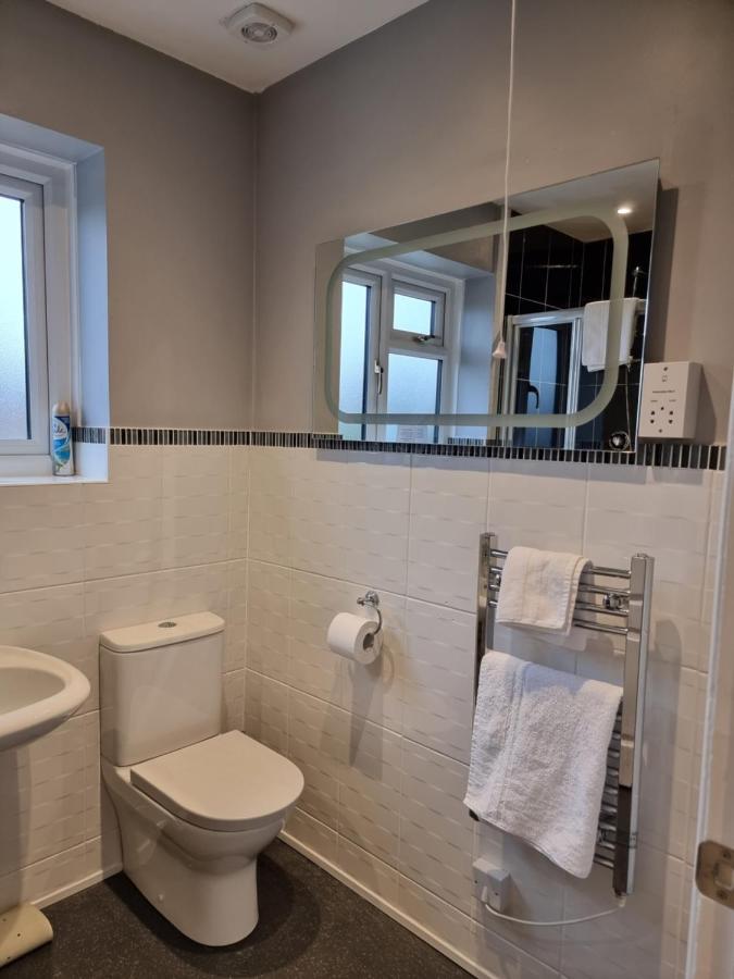 Denham Guest House מראה חיצוני תמונה