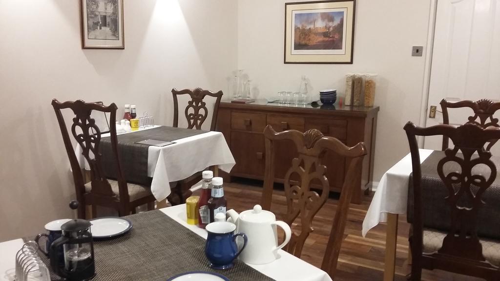 Denham Guest House מראה חיצוני תמונה